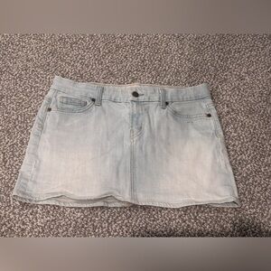 Vintage (Early 2000s) Citizens Of Humanity Light Wash Denim Mini Skirt